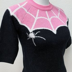 Unique Vintage pink spider sweater